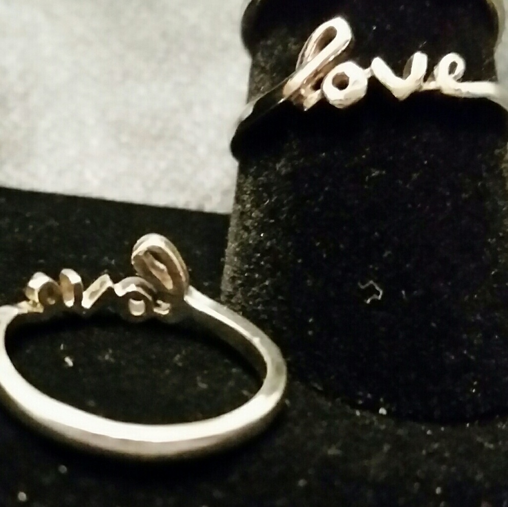 .925 Silver "Love" Ring - Picture 3 of 8